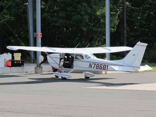 Cessna Skyhawk (N78681)