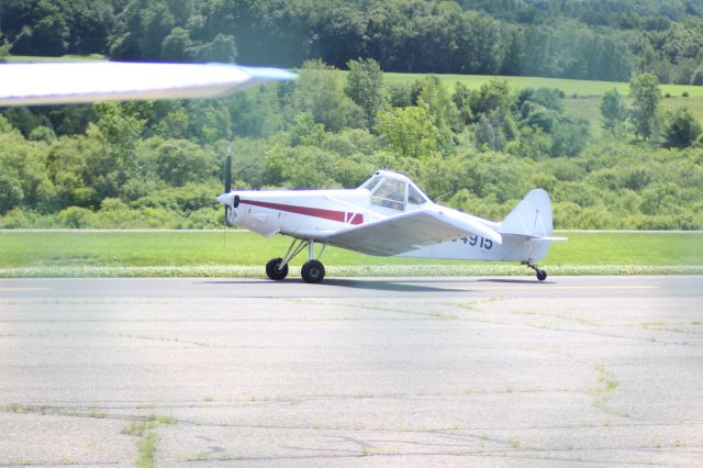 Piper Aztec (N54915) - Photo taken by Christopher Wright at Harriman-and-West Airport (North Adams, MA) KAQW