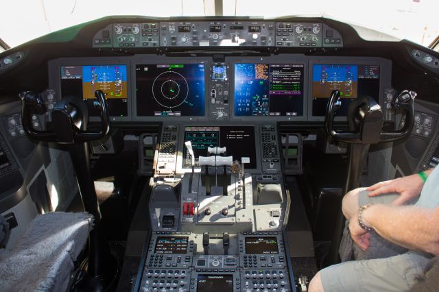 Boeing 787-9 Dreamliner (N27965)