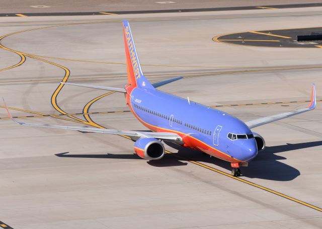 BOEING 737-300 (N604SW)