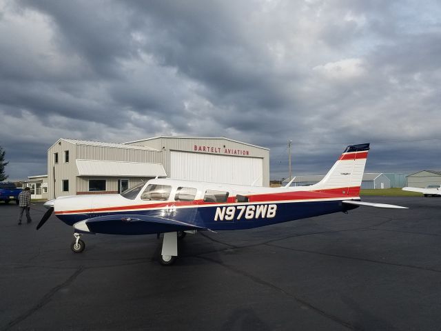 Piper Saratoga (N976WB)