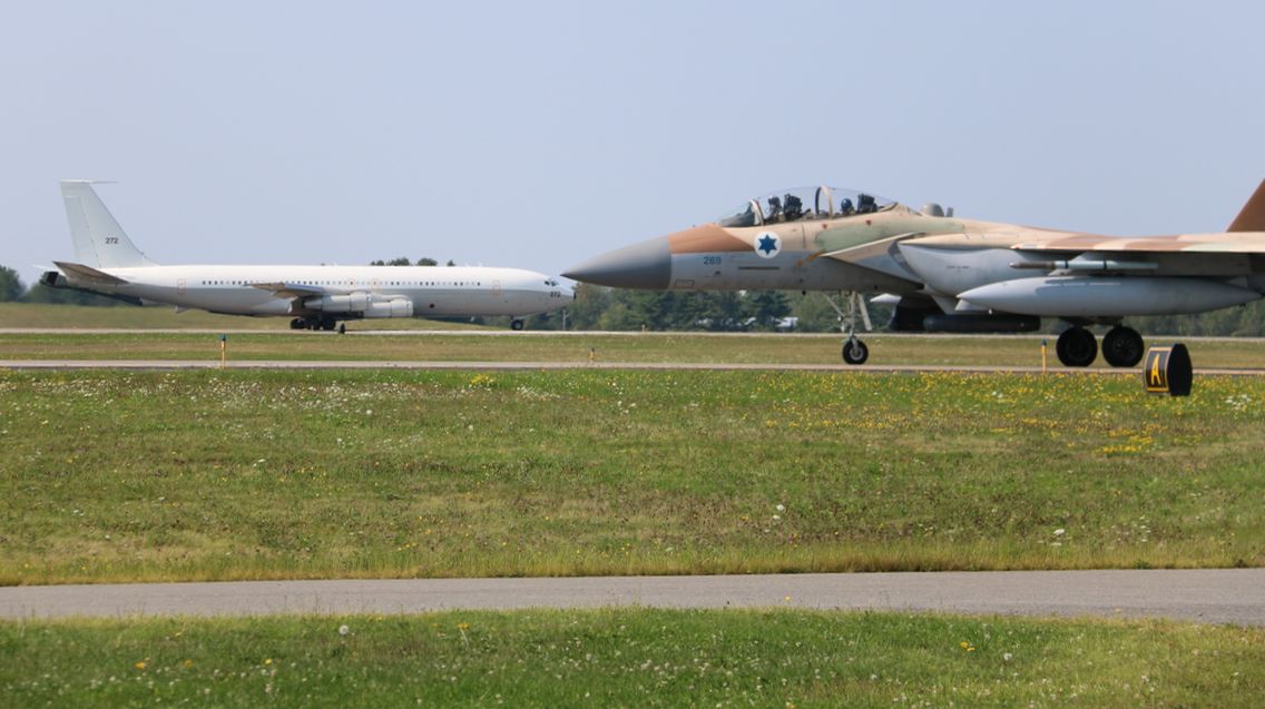 McDonnell Douglas F-15 Eagle (IAF) - Israel AF F-15 taxiis to the active to launch behind its tanker escort.