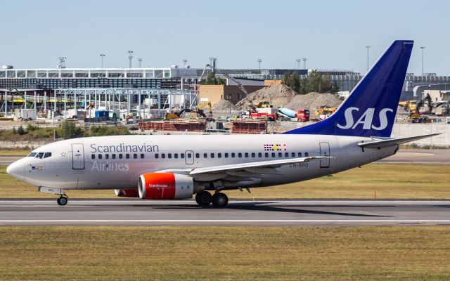 BOEING 737-600 (LN-RRO)