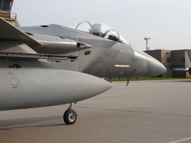 McDonnell Douglas F-15 Eagle —