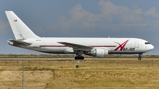 BOEING 767-200 (N312AA)