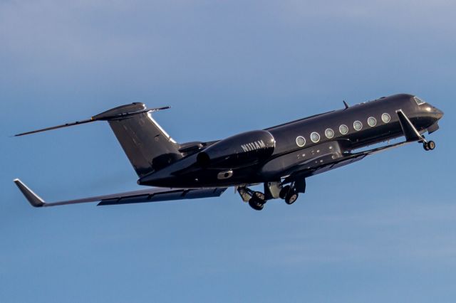 Gulfstream Aerospace Gulfstream V (N111AM)