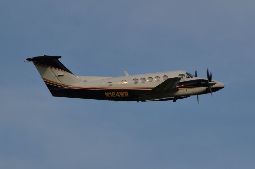 Beechcraft Super King Air 200 (N124WR) - PEC AVIATION LLC departing KJQF - 5/30/18