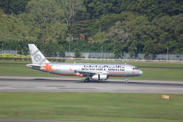 Airbus A320 (VNA-557)