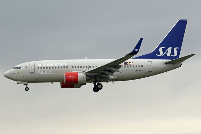 Boeing 737-700 (LN-RNU)