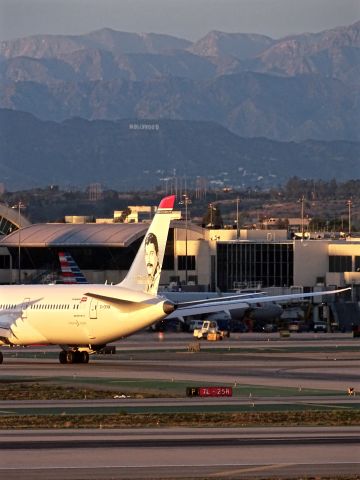 Boeing 787-9 Dreamliner (G-CKNA)