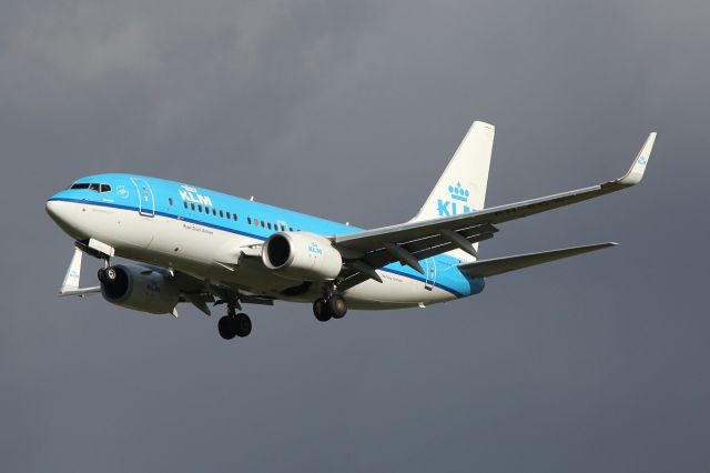 Boeing 737-700 (PH-BGW)