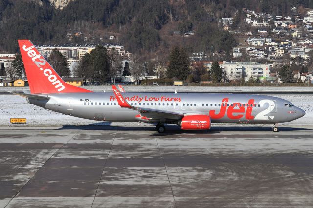 Boeing 737-800 (G-JZHJ)