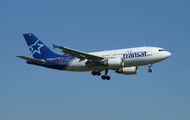 Airbus A310 (C-FDAT)