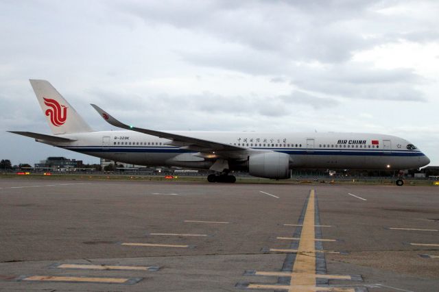 Airbus A350-900 (B-329K) - Taxiing to Stand 232 on 25-Aug-23 operating flight CCA855 from ZBAA.