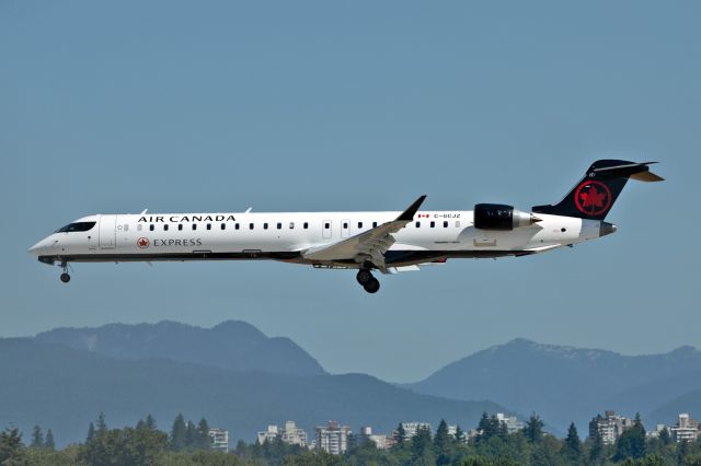 Canadair Regional Jet CRJ-900 (C-GCJZ)