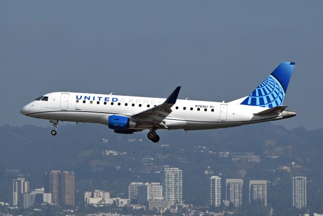 Embraer 175 (N78361)
