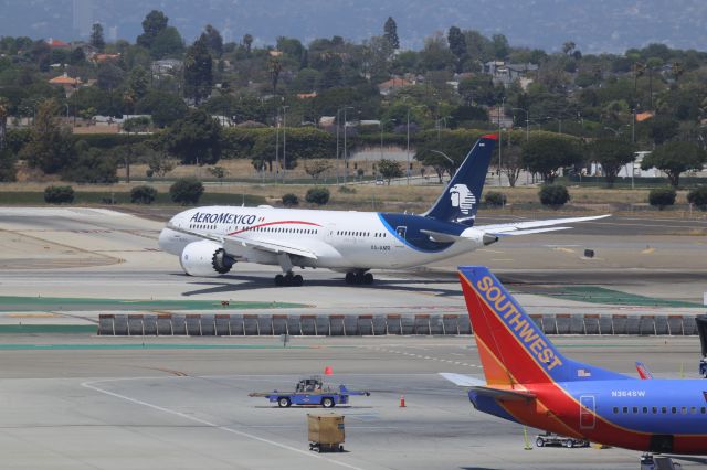 Boeing 787-8 (XA-AMR)