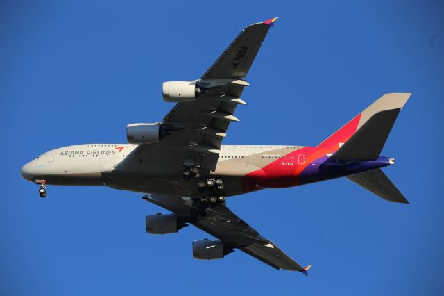 Airbus A380-800 (HL7634)