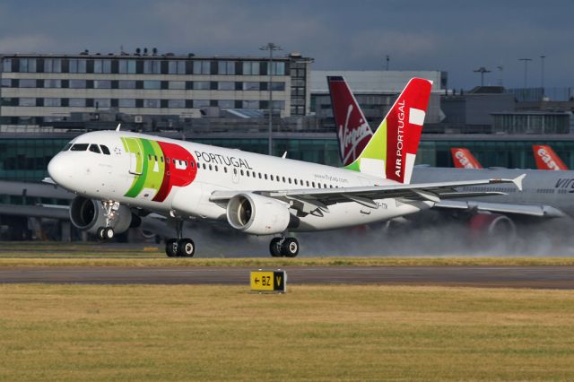 Airbus A319 (CS-TTK) - TAP1311 rotating on the return to Lisbon