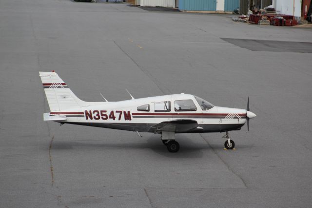 Piper Cherokee (N3547M)