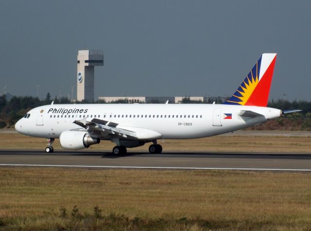 Airbus A320 (RP-C8619)