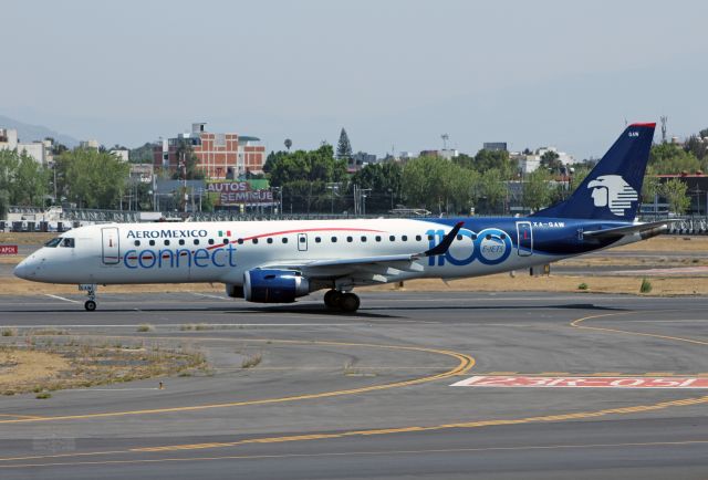 Embraer ERJ-190 (XA-GAW) - AeroMexico Connect / Embraer ERJ-190LR - MSN 679 / XA-GAW "1100 E-Jets" / MMMX 04/2019