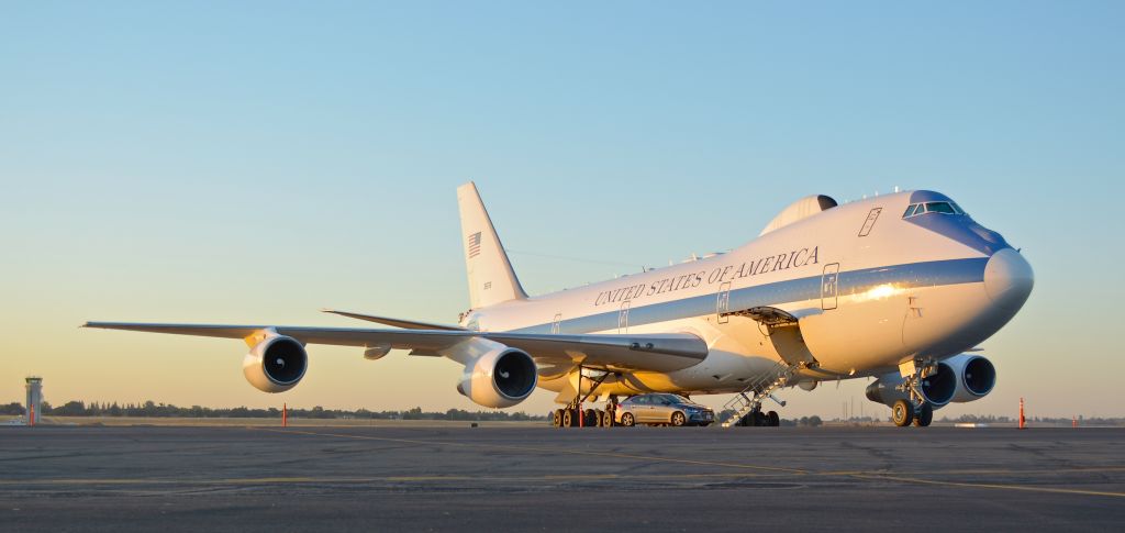 73-1676 — - E-4B "Doomsday Plane" on static display at the 2018 California Capital Airshow. A bit of a late upload I know but better late than never. I wanted to talk to the guy sitting in the Hyundai parked out in front but I couldn't quite work up the nerve to do so even after talking with airport officials. 