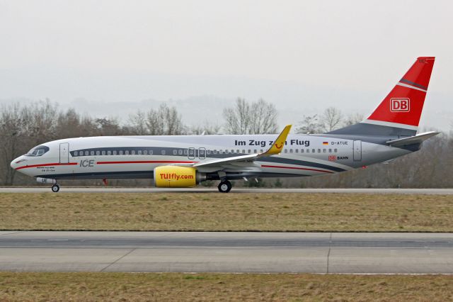 Boeing 737-800 (D-ATUE) - "ICE DB Bahn DB Air One" livery