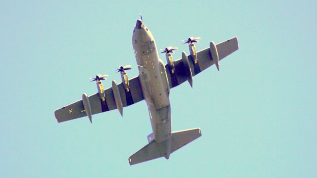 Lockheed C-130 Hercules (GAF5504)