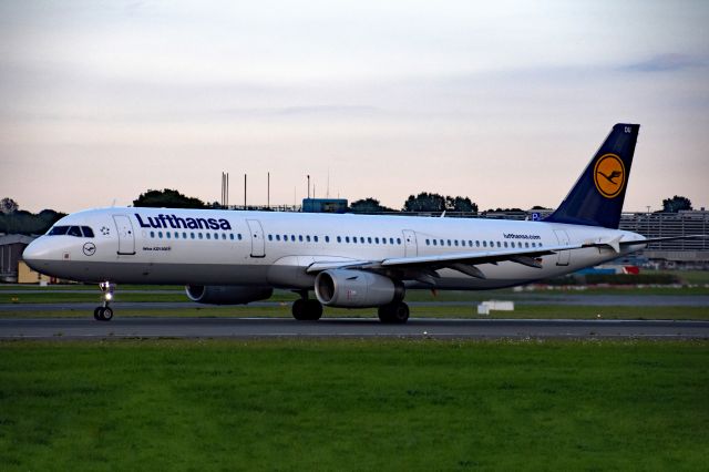 Airbus A321 (D-AIDU)