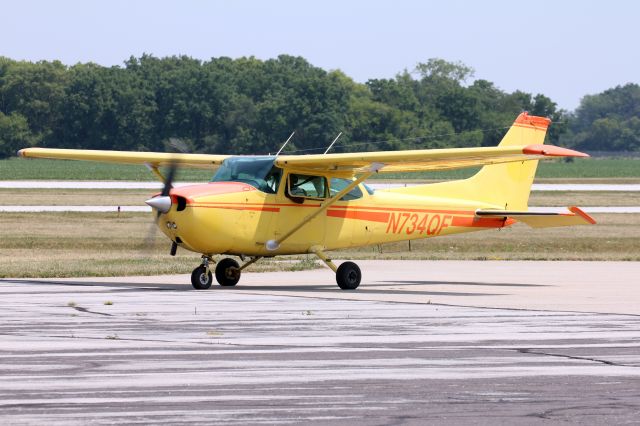 Cessna Skyhawk (N734QF)