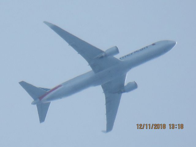 BOEING 767-300 (N348AN)