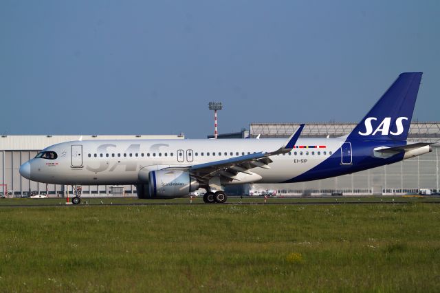 Airbus A320 (EI-SIP) - Airbus A320-251N "Agnar Viking"  after landing at DUS, 08 May 2024 