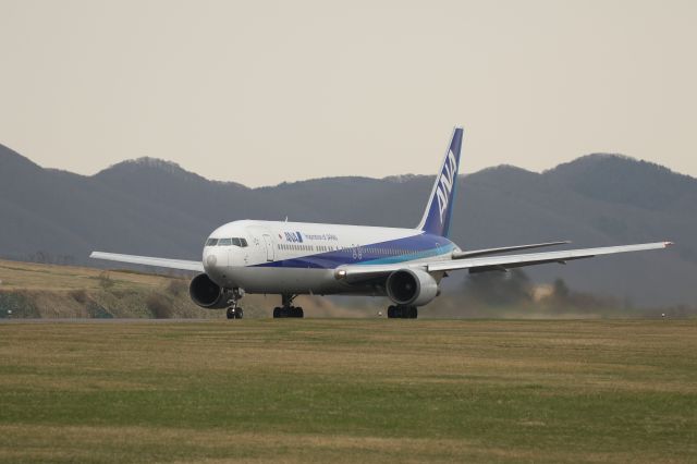 BOEING 767-300 (JA8567) - 30 April 2017:HKD-HND.