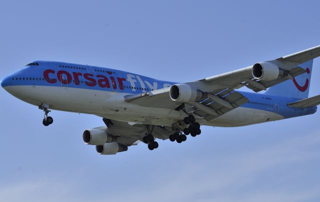 Boeing 747-400 (F-HKIS)