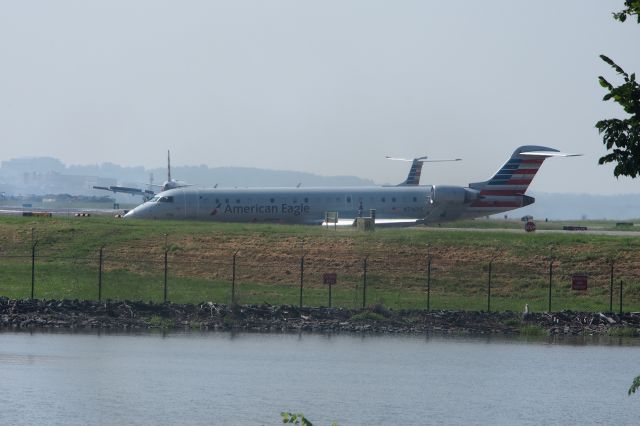 Canadair Regional Jet CRJ-200 (N716PS)