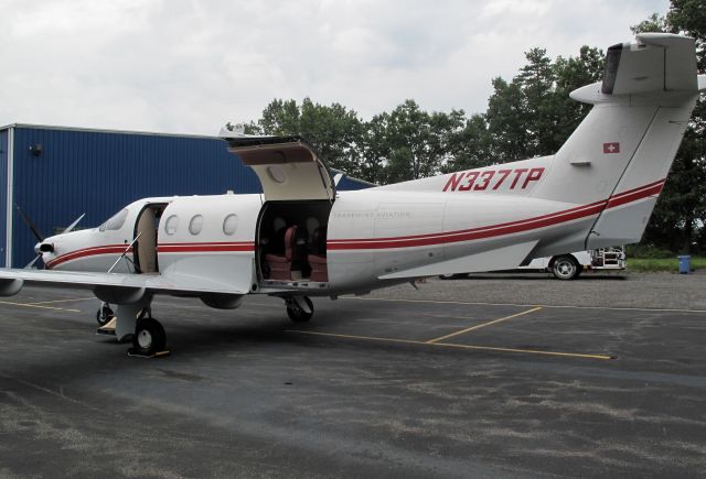 Pilatus PC-12 (N337TP)