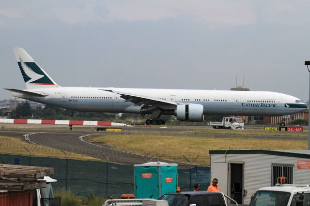 BOEING 777-300 (B-KQR)