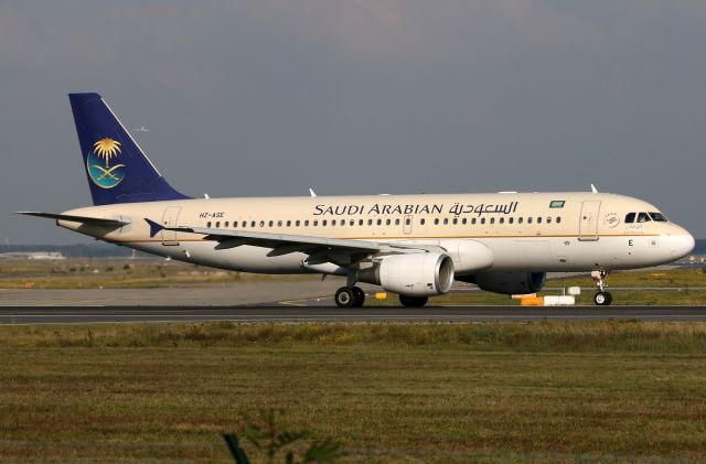 Airbus A320 (HZ-ASE)