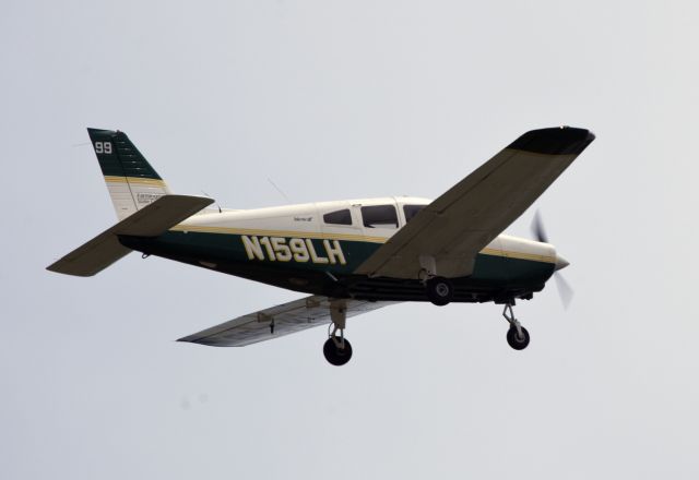 Piper Cherokee (N159LH)