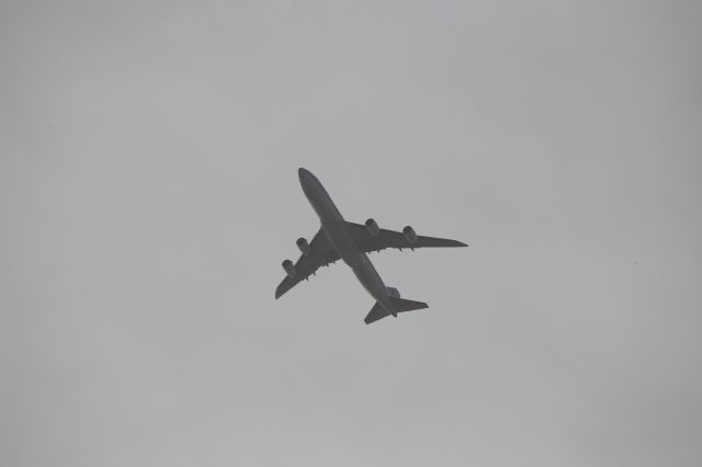 BOEING 747-8 (HL7609)