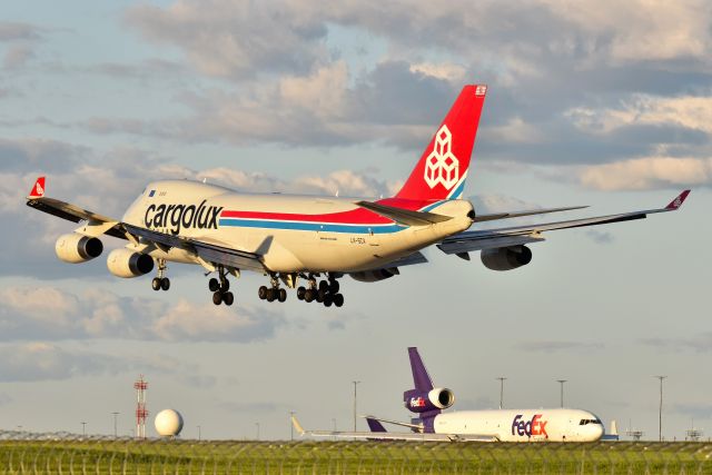 Boeing 747-400 (LX-SCV) - A couple of heavyweight Freight Dogs. 5-R 05-12-21