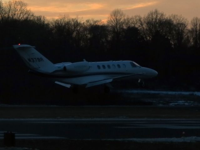 Cessna Citation CJ2+ (N379R) - Landing runway 34.