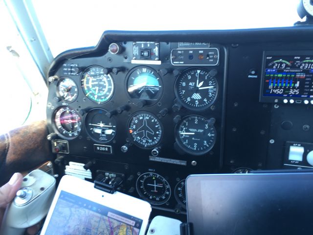 Beechcraft 35 Bonanza (N210R)