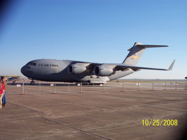 Boeing Globemaster III — - C-17 ON DISPLAY!