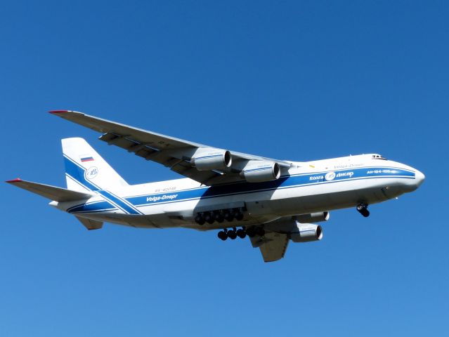 Antonov An-124 Ruslan (RA-82046)