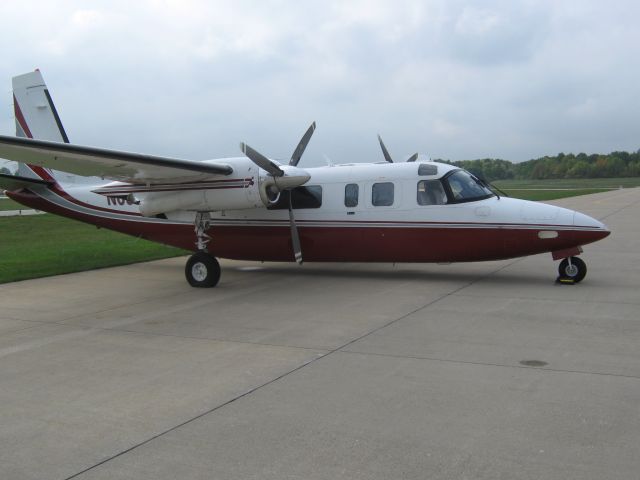 Rockwell Turbo Commander 690 (N690SM)