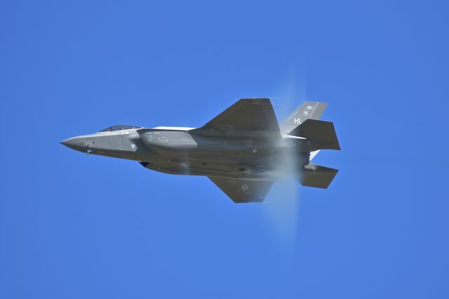 AFR175276 — - F-35F from 421 FS, 388 FW  from Hill AFB, UT at London (Ontario) 2020 Airshow