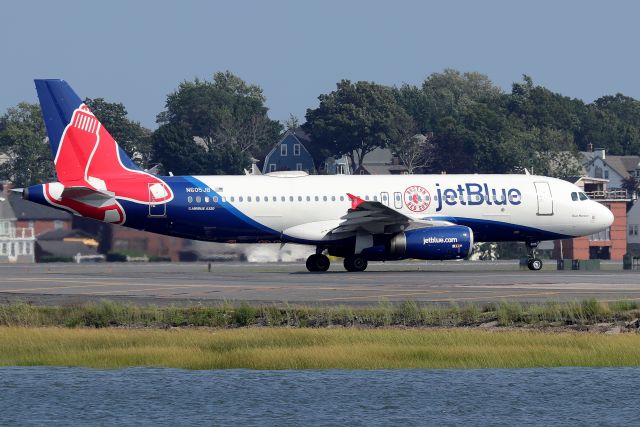 Airbus A320 (N605JB) - JBU 221 to West Palm Beach lined up on 22R