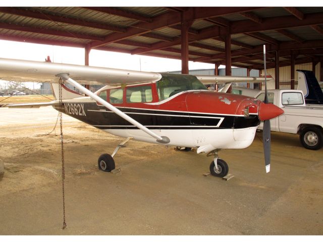 Cessna 206 Stationair (N2662X)